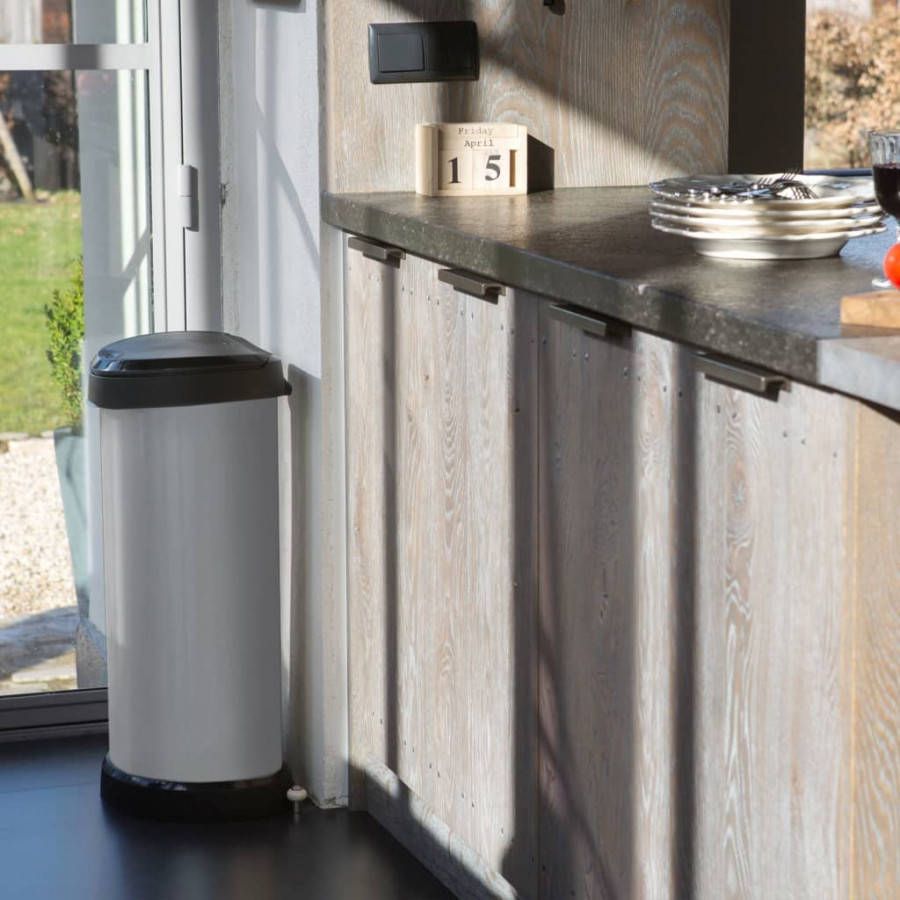 Curver Decobin Touch Bin 40 Liter Zilver/zwart 28x35xH68cm